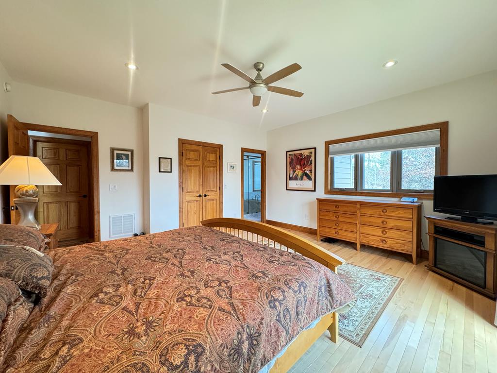 335 Northshore Drive Property Photo 26