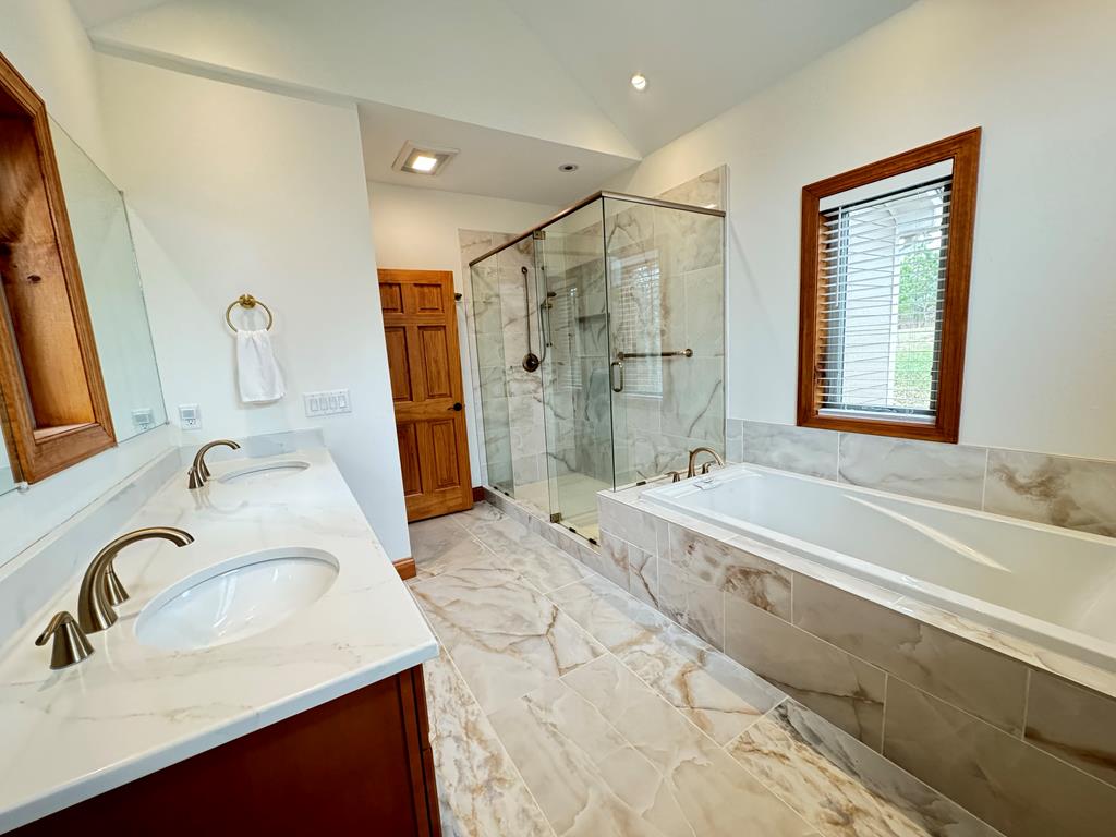 335 Northshore Drive Property Photo 31