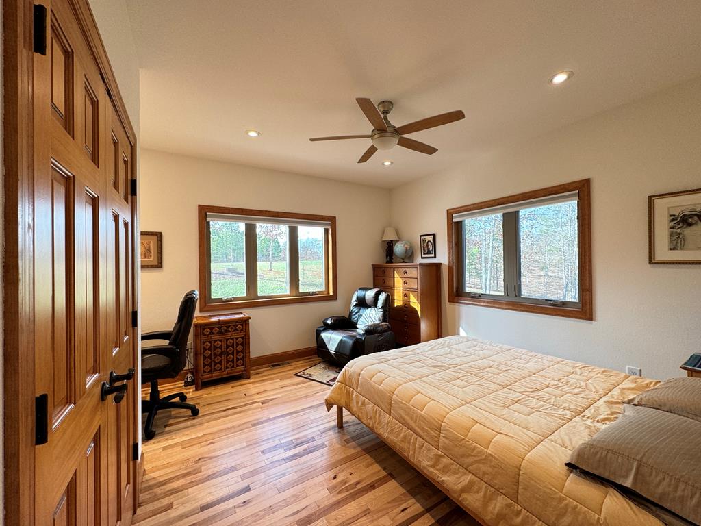 335 Northshore Drive Property Photo 34