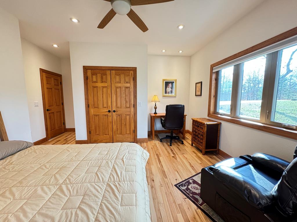 335 Northshore Drive Property Photo 35