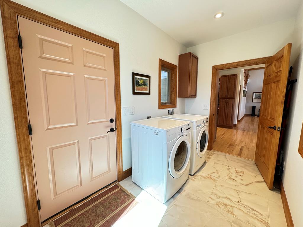 335 Northshore Drive Property Photo 40