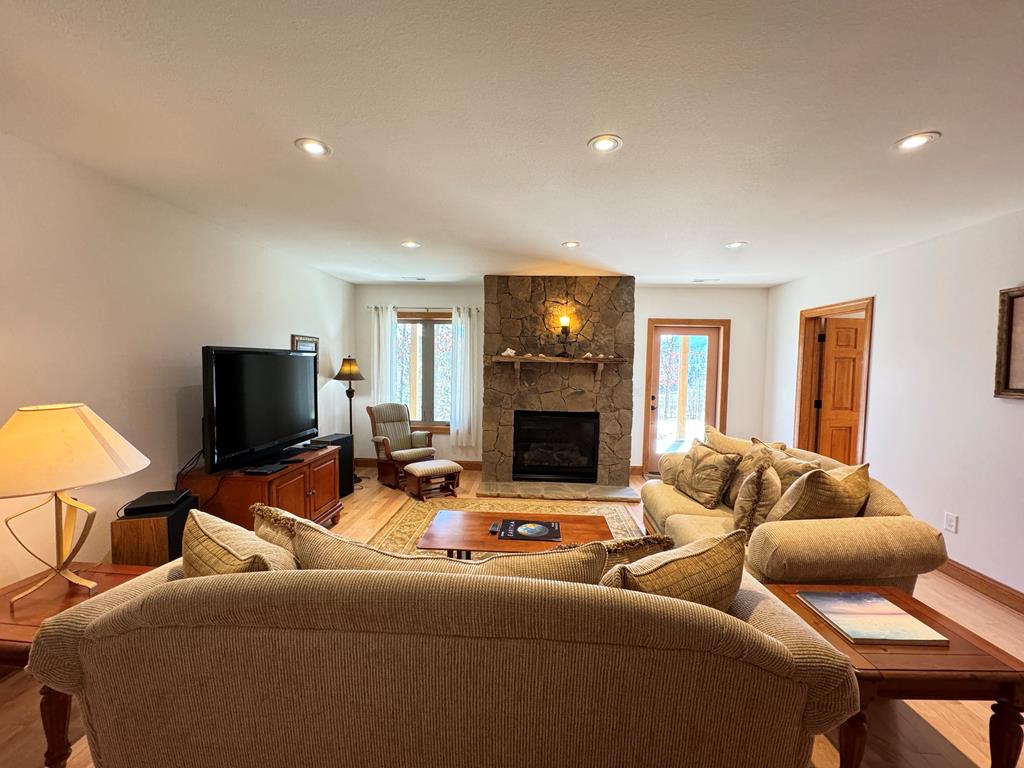 335 Northshore Drive Property Photo 54