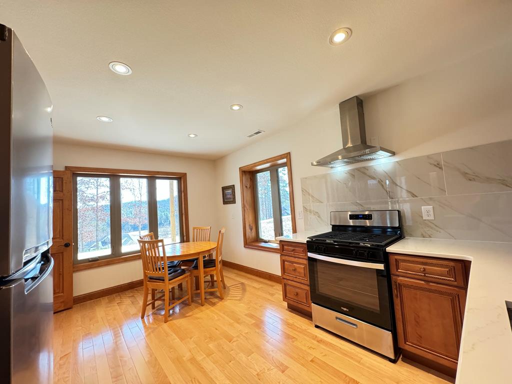 335 Northshore Drive Property Photo 58