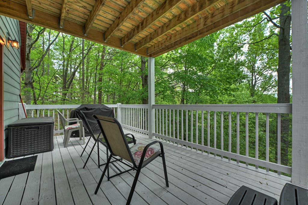 134 Mountain Hideaway Lane Property Photo 30