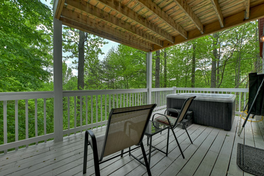 134 Mountain Hideaway Lane Property Photo 31