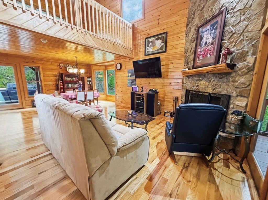 260 Down Under Road Property Photo 4