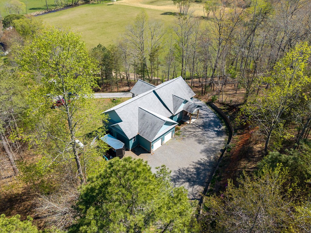 4720 Arrowhead Road Property Photo 2