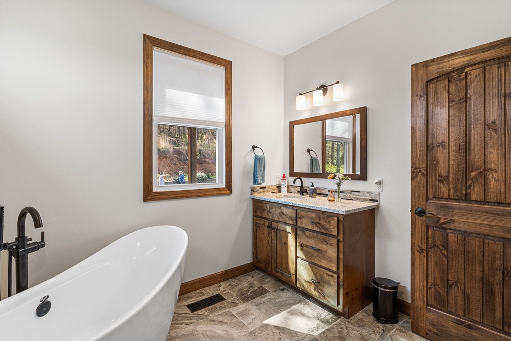 4720 Arrowhead Road Property Photo 29