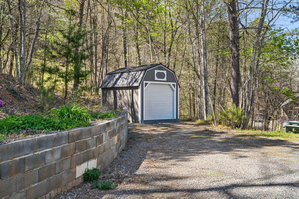 4720 Arrowhead Road Property Photo 45