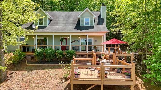 238 Ridge View Lane Property Photo 1