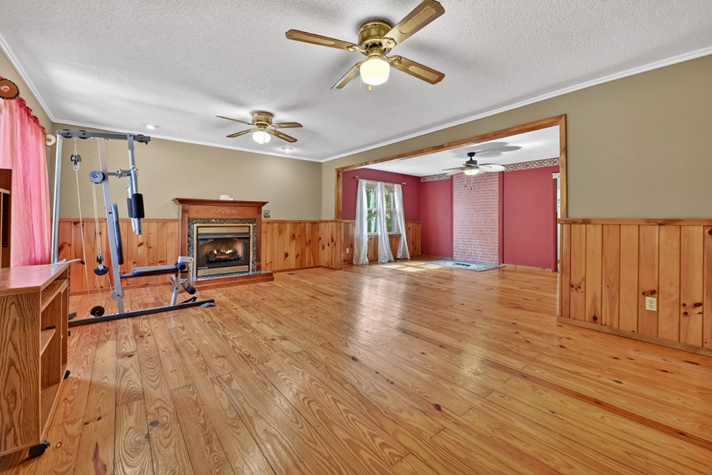 111 Candlewood Lane Property Photo 38