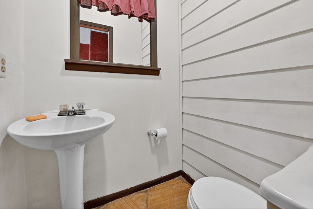 111 Candlewood Lane Property Photo 41