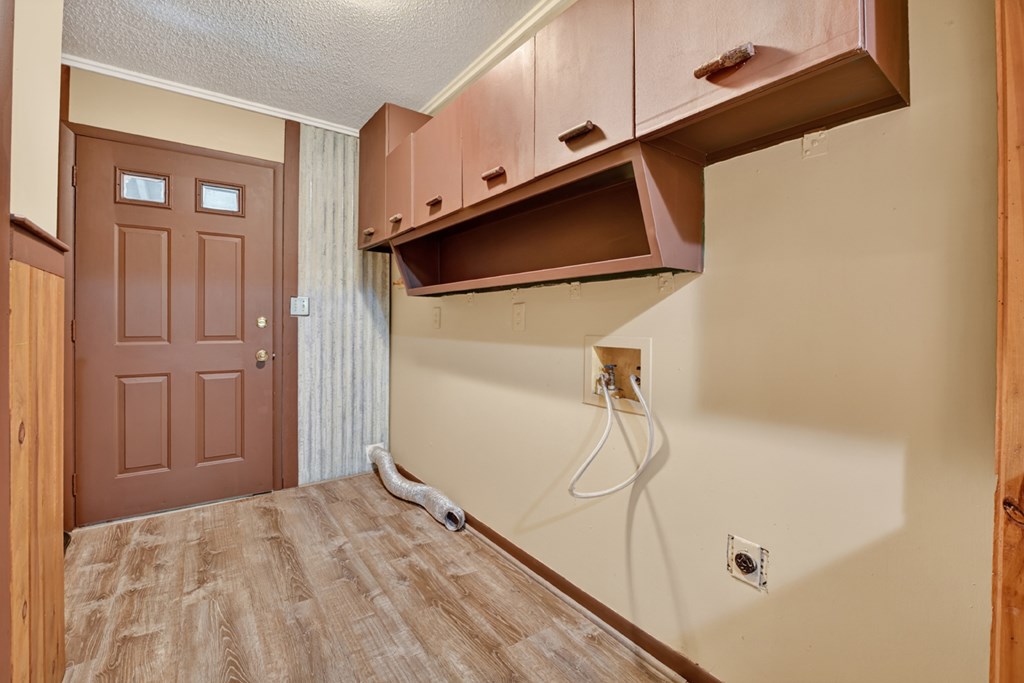 111 Candlewood Lane Property Photo 47