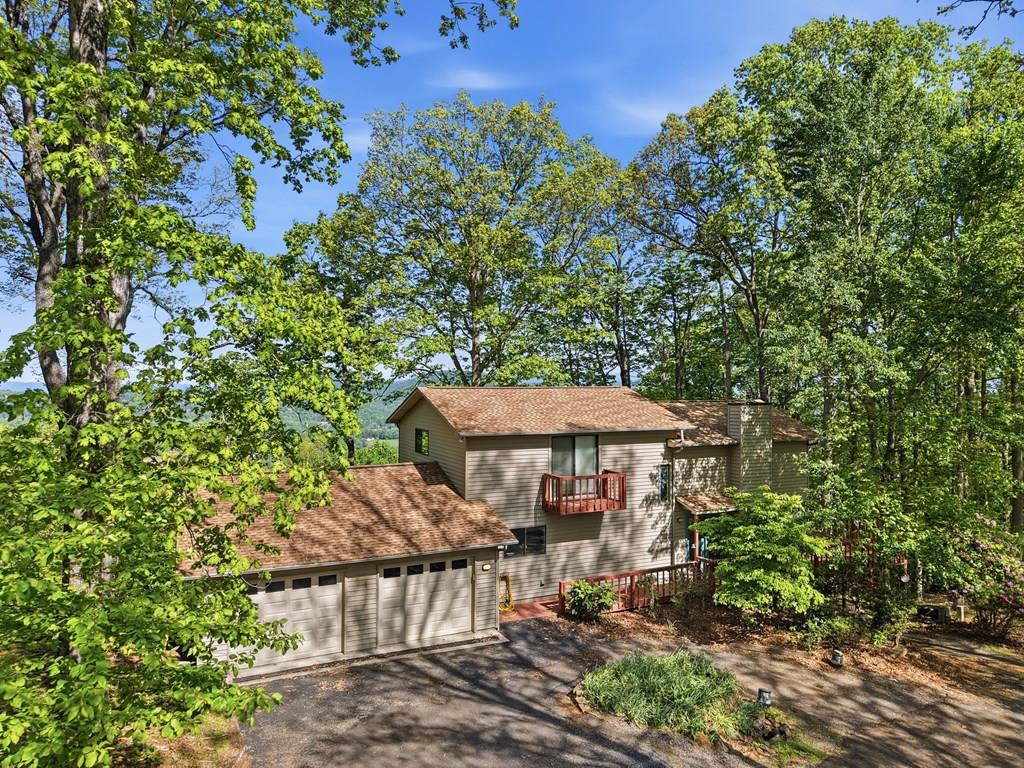 860 Frog Pond Road Property Photo 1