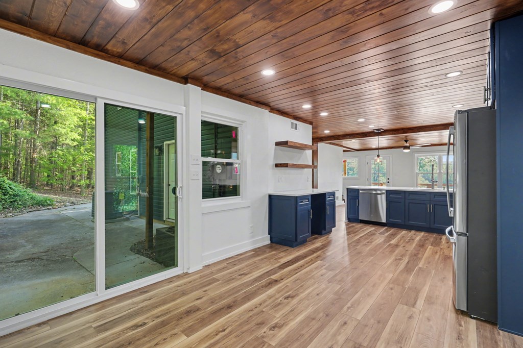 233 Bradshaw Road Property Photo 16