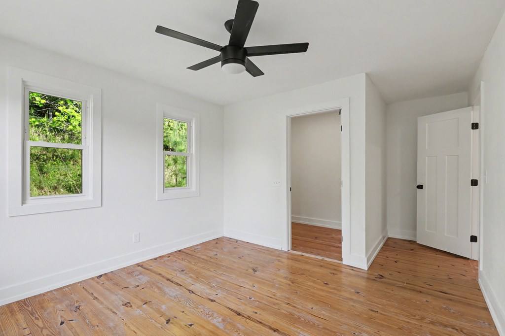 233 Bradshaw Road Property Photo 31