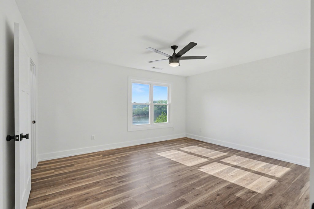 233 Bradshaw Road Property Photo 34