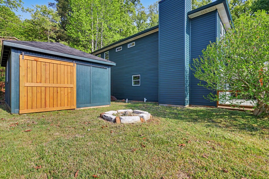 233 Bradshaw Road Property Photo 44