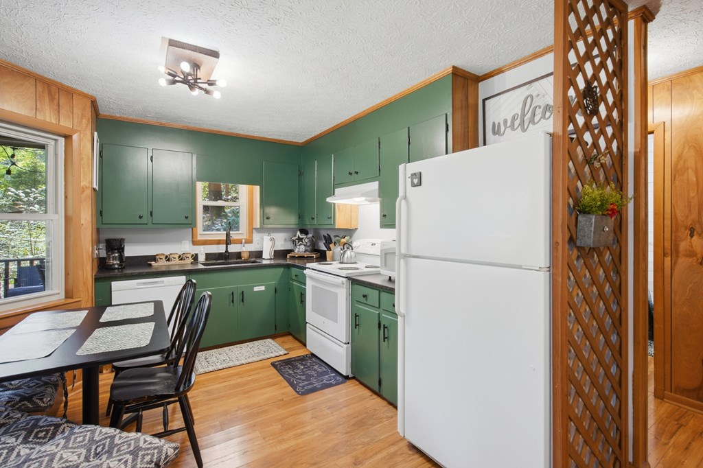 15 Salmon Road Property Photo 17