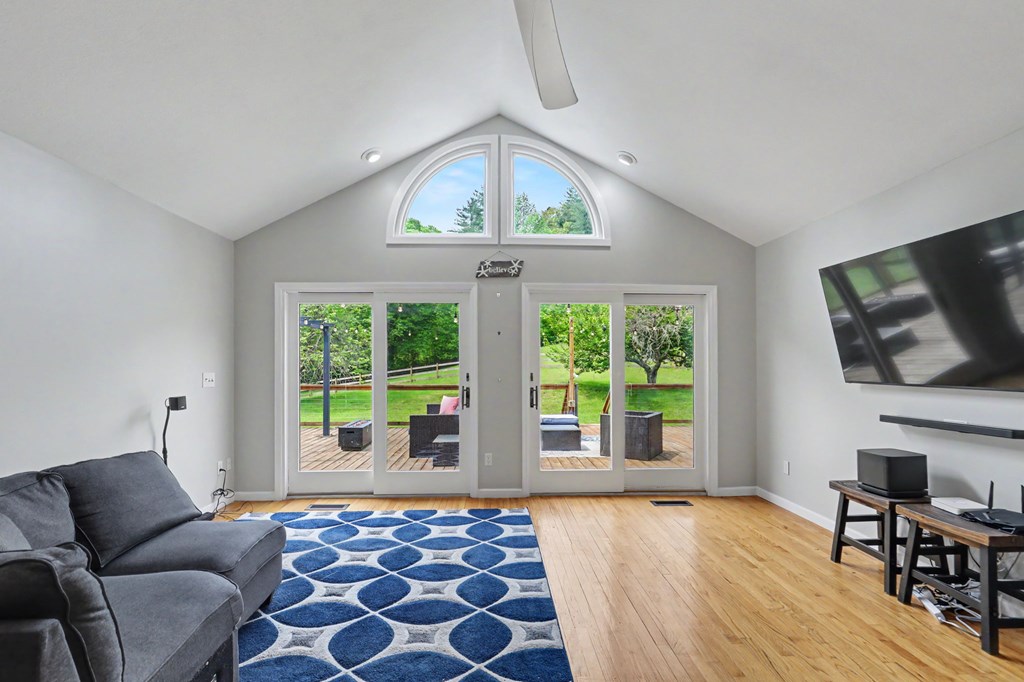 12 Chastain Road Property Photo 15