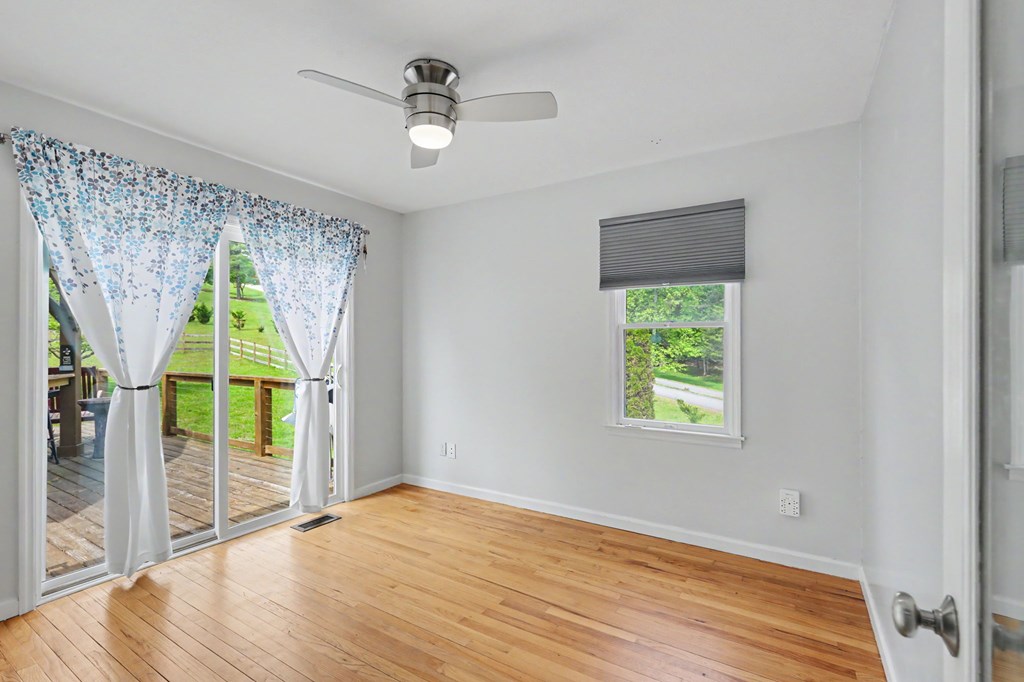 12 Chastain Road Property Photo 20