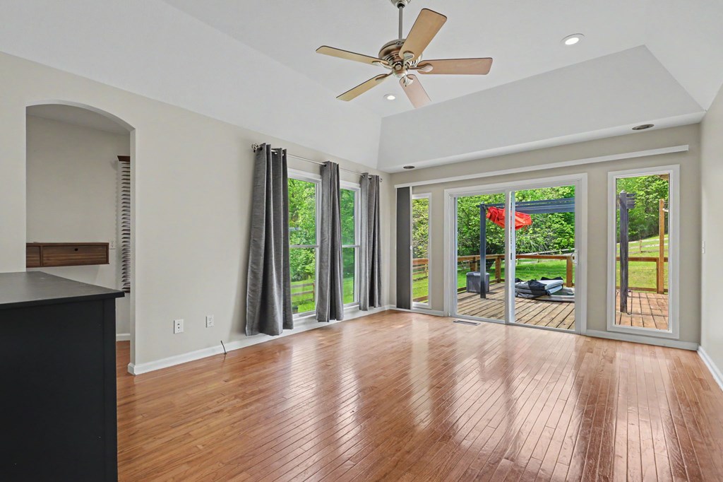 12 Chastain Road Property Photo 26