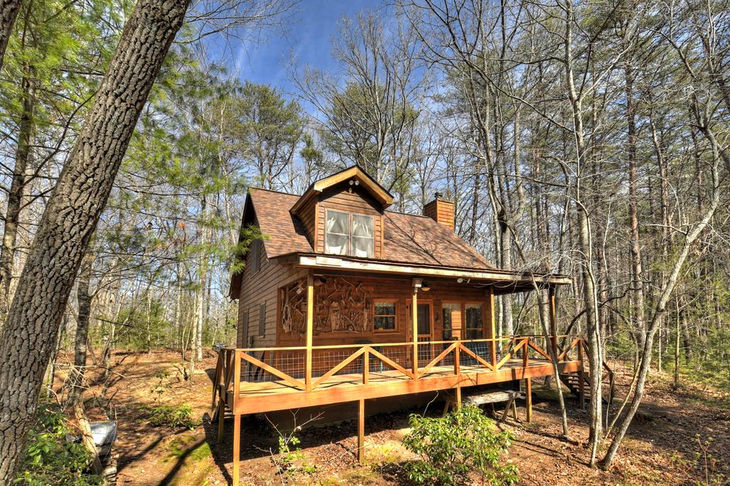 331 Chestnut Gap Road Property Photo 1