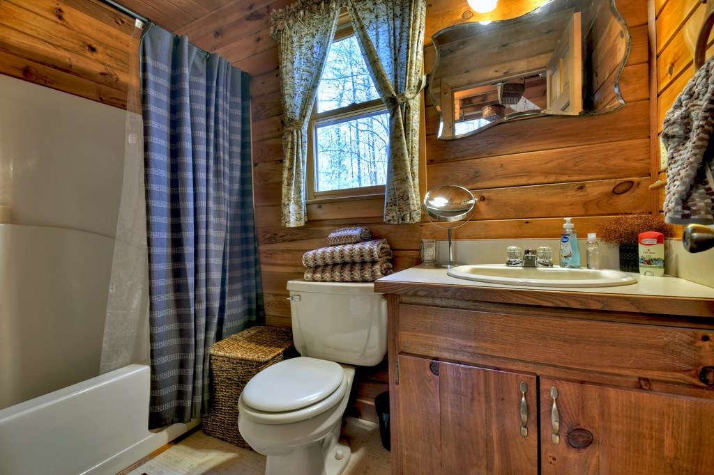331 Chestnut Gap Road Property Photo 14
