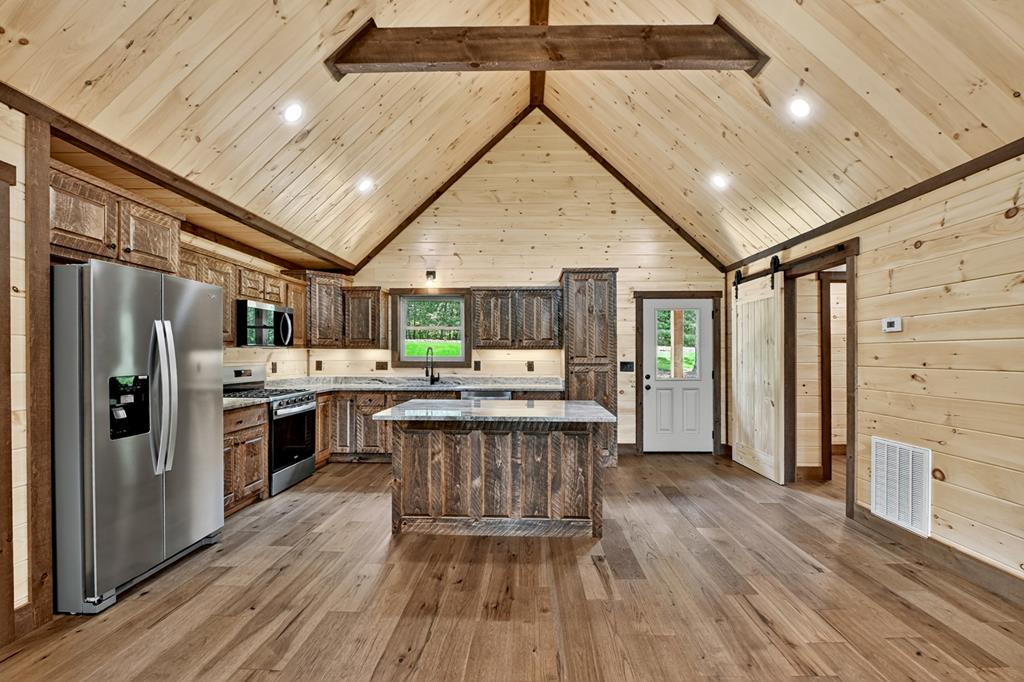 58 Whitetail Holw Property Photo 8
