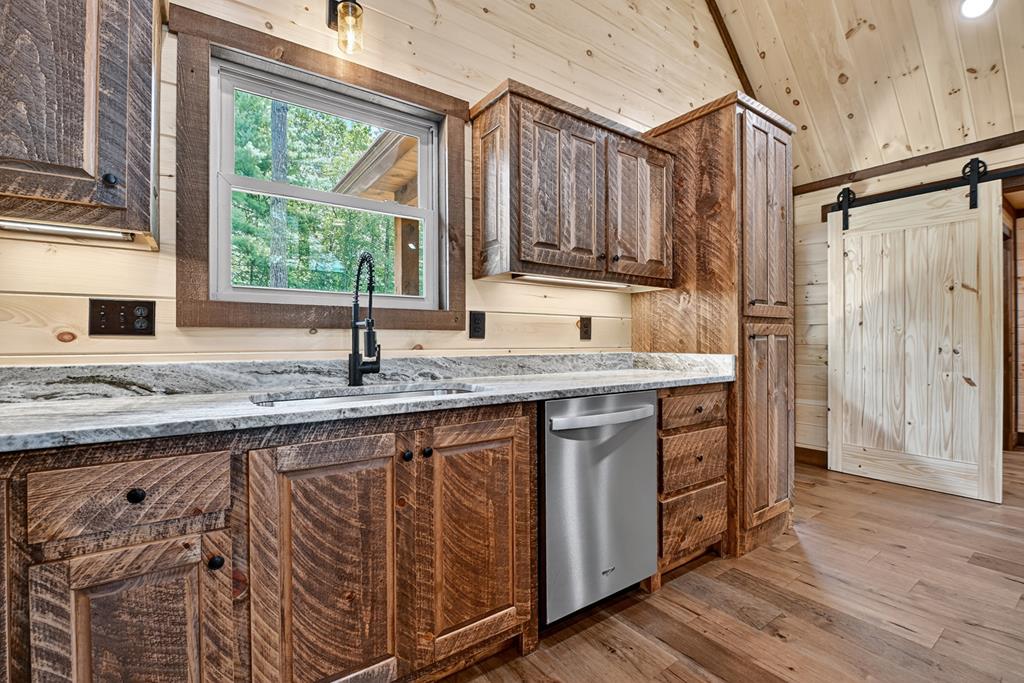 58 Whitetail Holw Property Photo 17