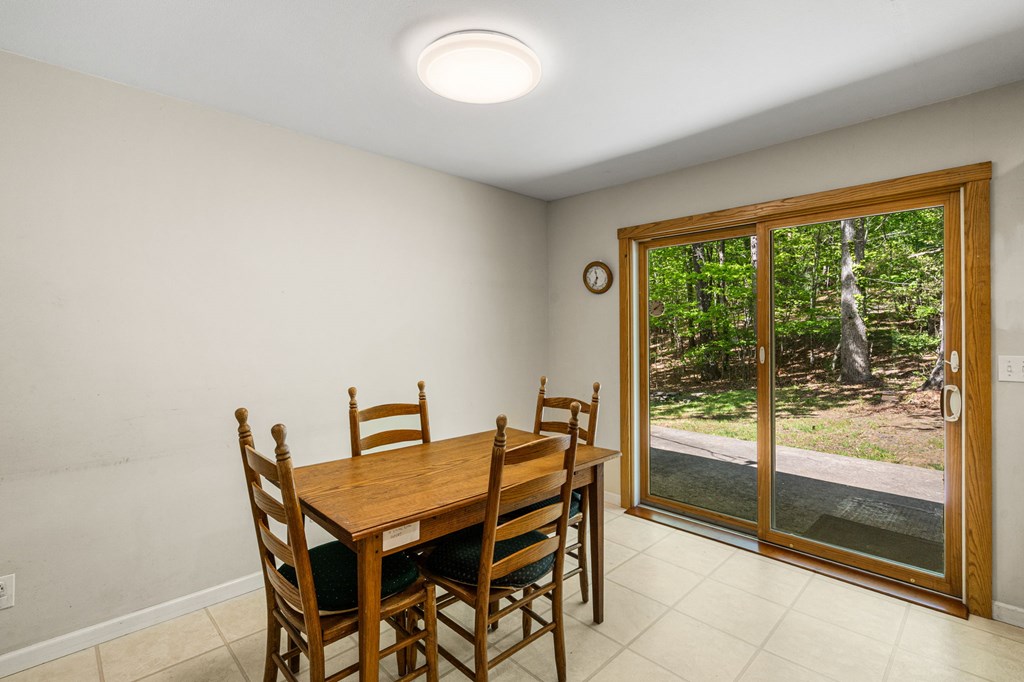401 Guest Lane Property Photo 16