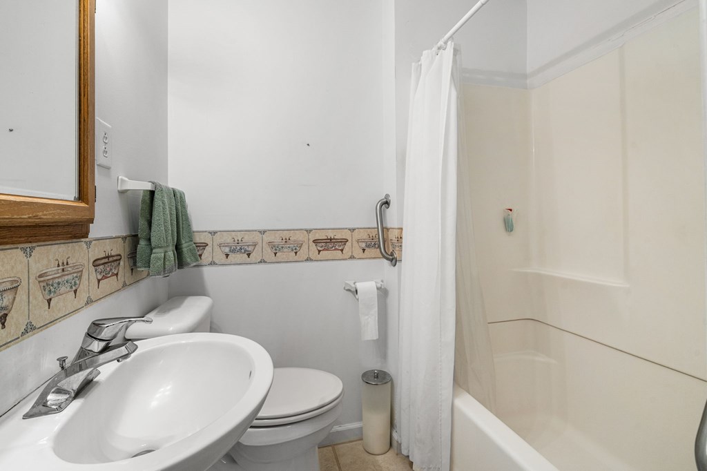 401 Guest Lane Property Photo 23
