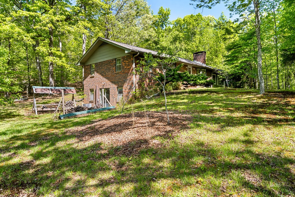 401 Guest Lane Property Photo 32