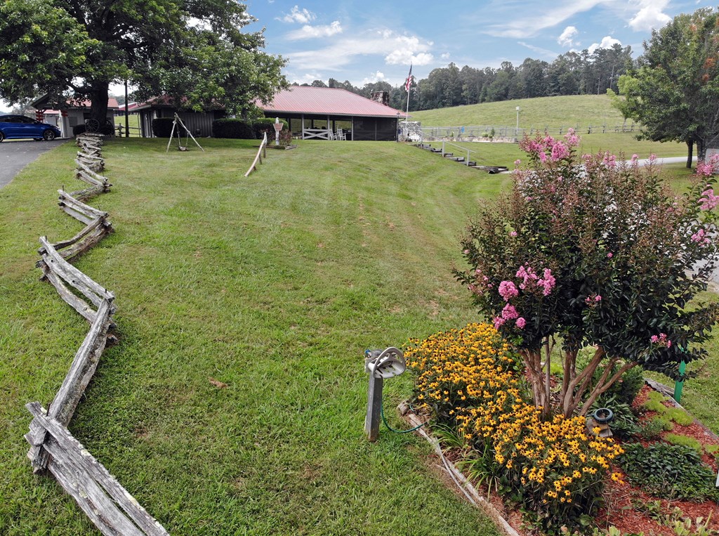 99 Moccasin Lane Property Photo 47