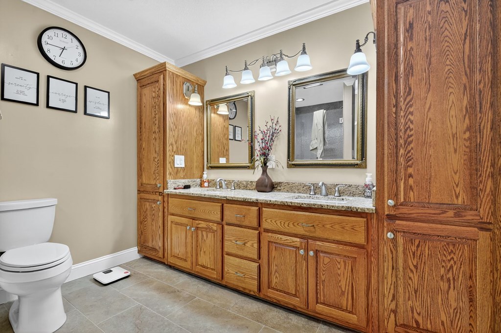 334 Belaire Drive Property Photo 20