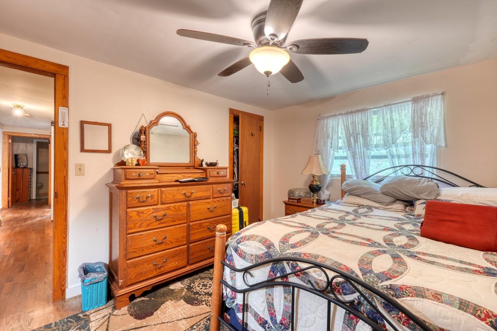 4706 Swallows Creek Road Property Photo 19