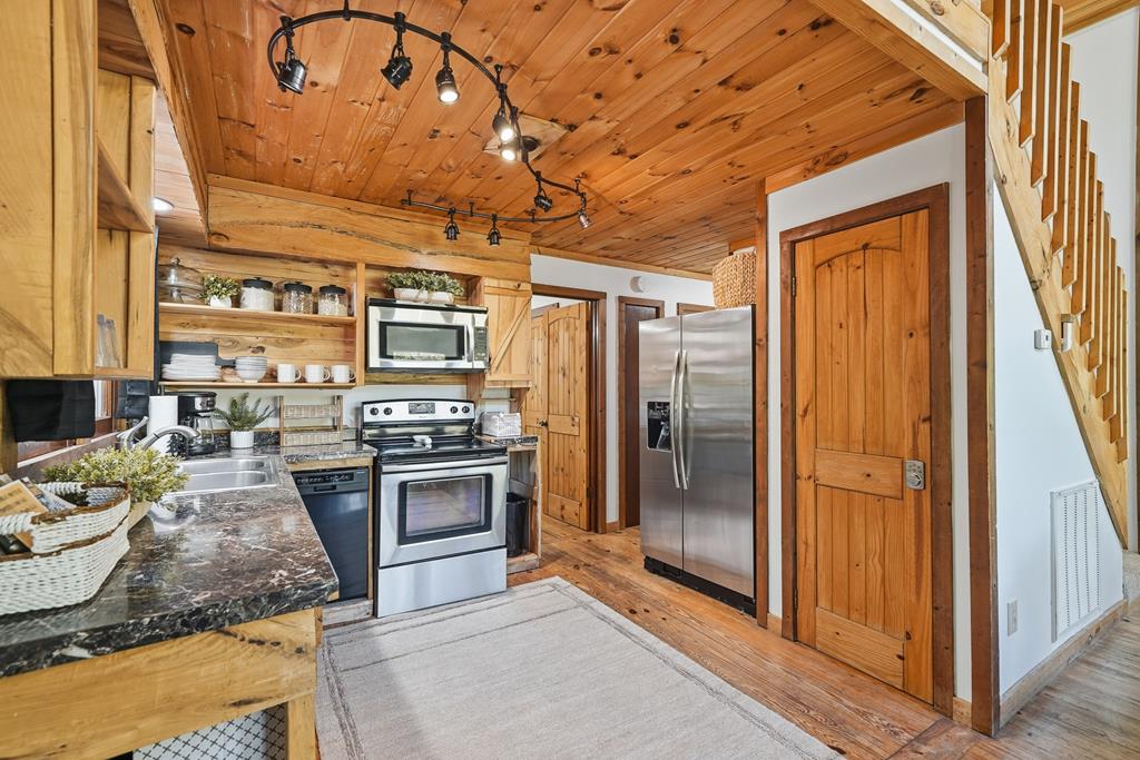145 Rocky Top Road Property Photo 13
