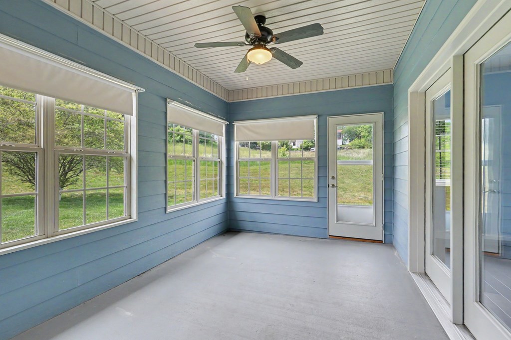 47 Riverwalk Circle Property Photo 10