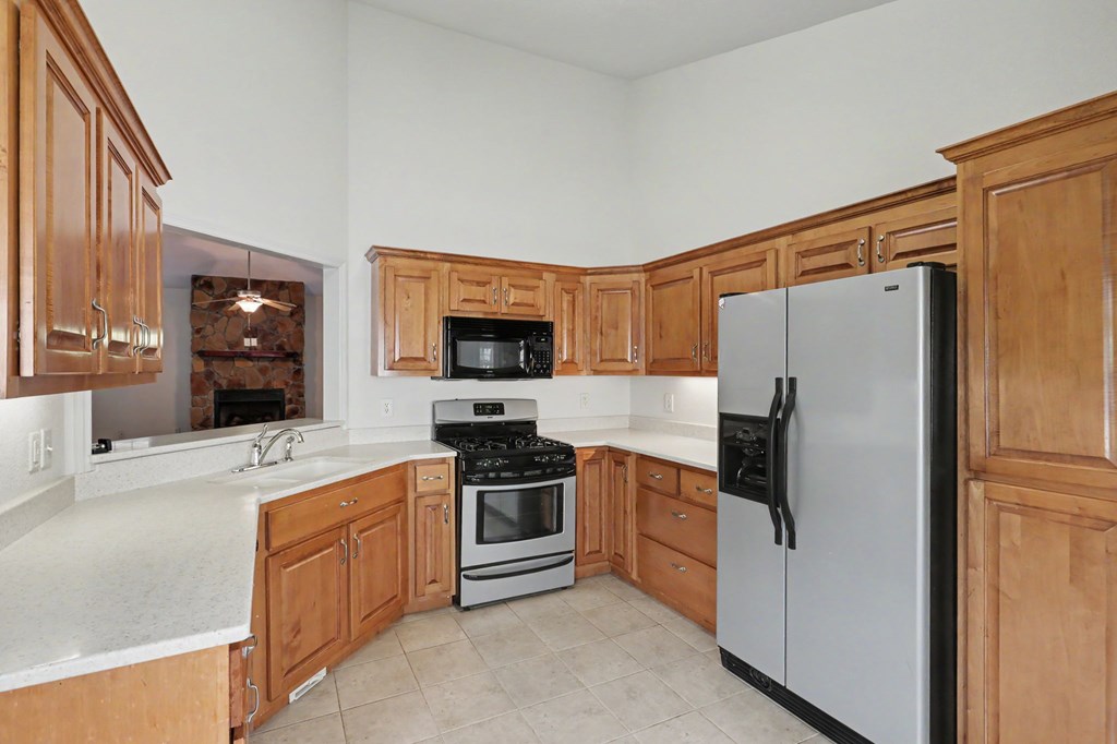 47 Riverwalk Circle Property Photo 16