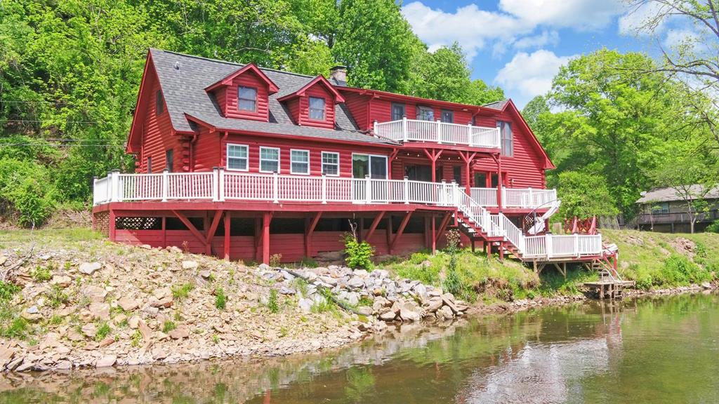 440 Beaver Ridge Road Property Photo 1