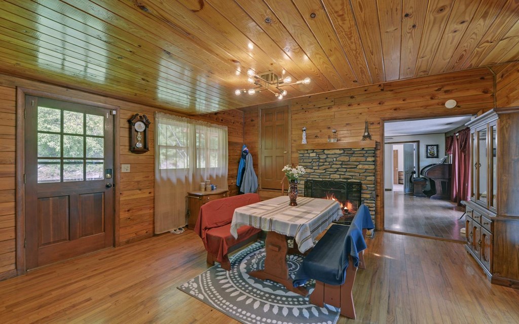 440 Beaver Ridge Road Property Photo 8