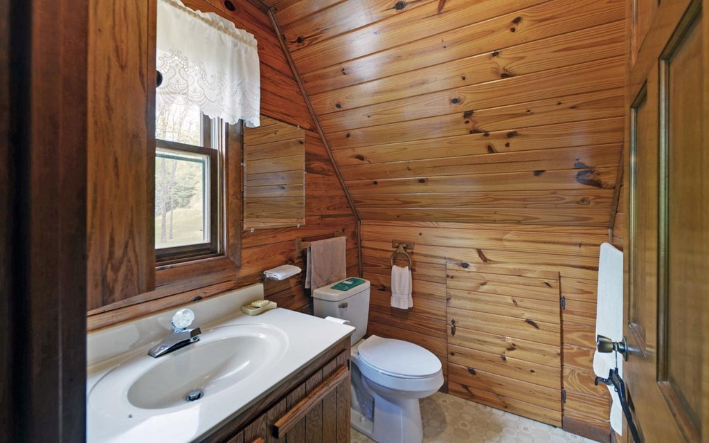440 Beaver Ridge Road Property Photo 15