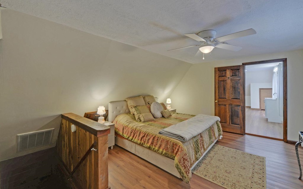 440 Beaver Ridge Road Property Photo 18