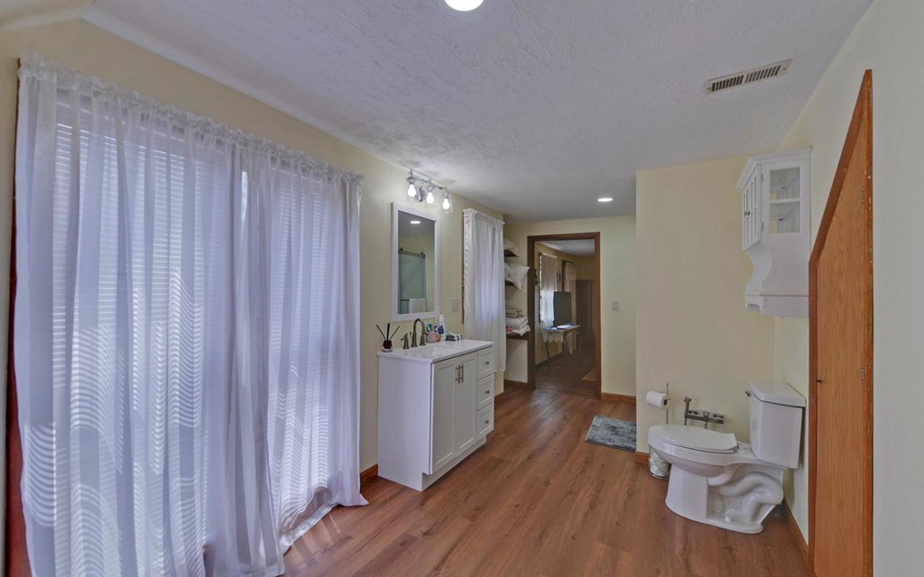 440 Beaver Ridge Road Property Photo 21