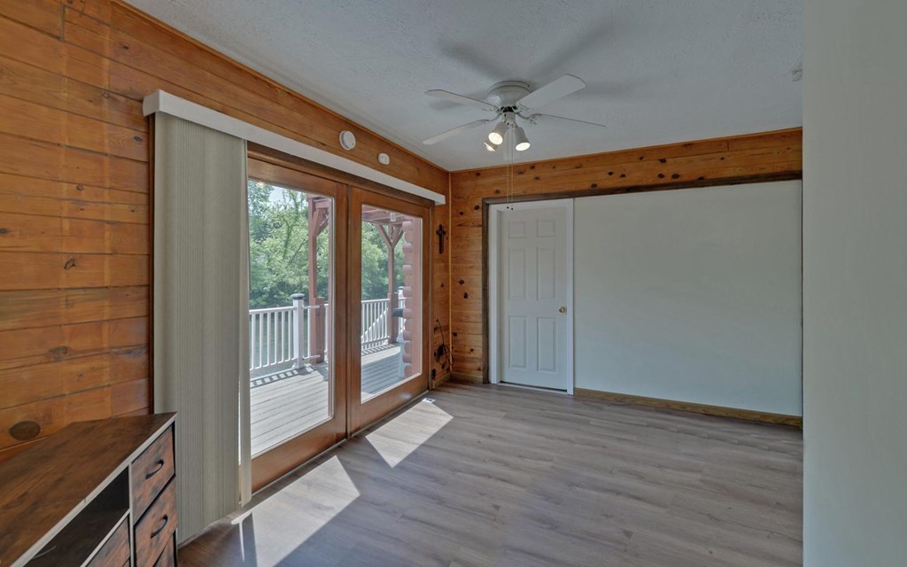 440 Beaver Ridge Road Property Photo 28