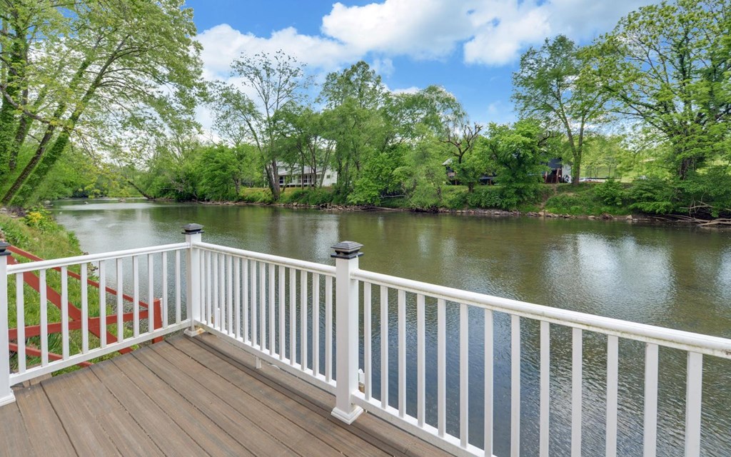440 Beaver Ridge Road Property Photo 33