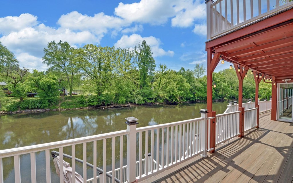 440 Beaver Ridge Road Property Photo 37
