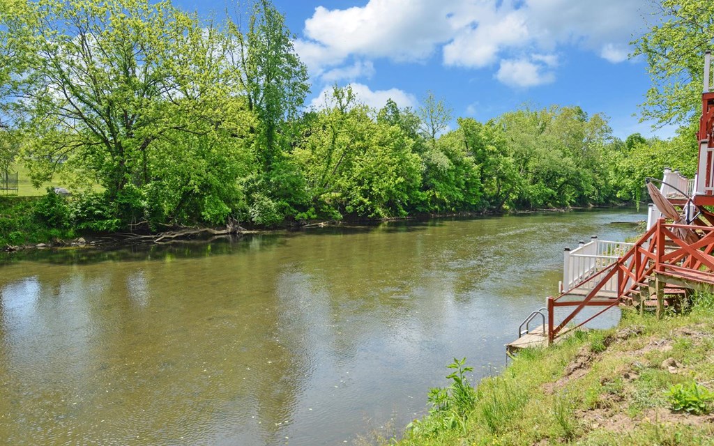 440 Beaver Ridge Road Property Photo 41