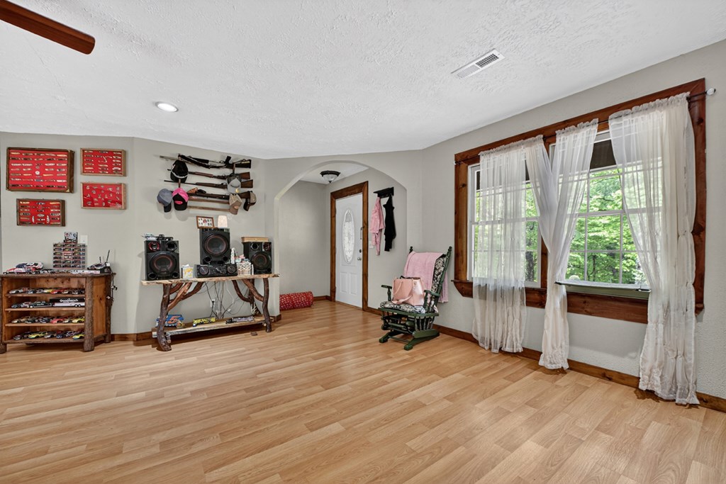388 Jones Street Property Photo 38