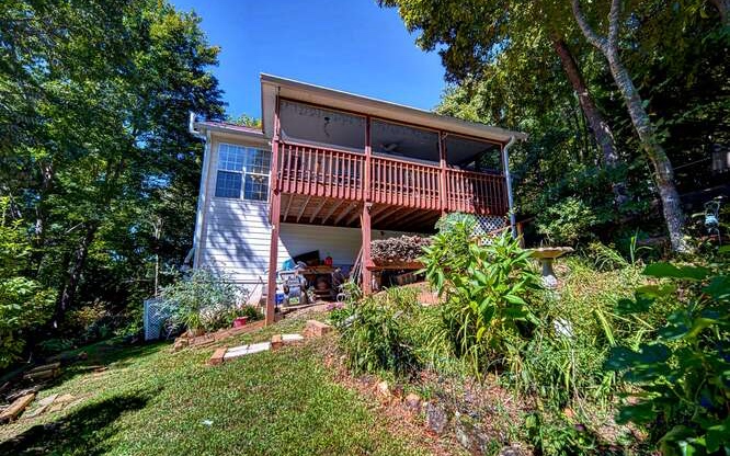 2532 Hunter Road Property Photo 5